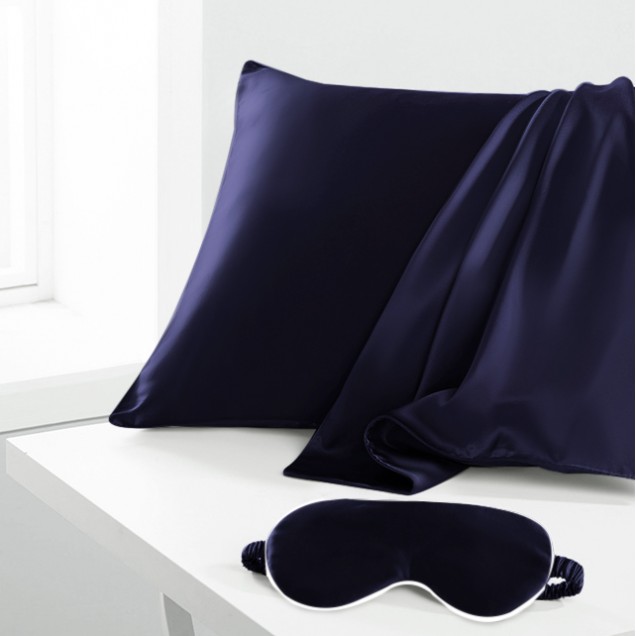 Best Two Piece Silk Gift Set Navy Pillowcase & Eye Mask UK Best Two Piece Silk Gift Set Navy Pillowcase & Eye Mask UK
